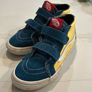 Boys VANS high tops size 4